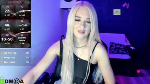 dances_queen online show from 29, 7, 2026