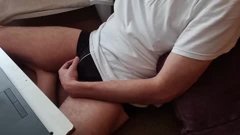 Snapshot of dani5o5 chatting on 8, 1, 2025 Danial online show from 8, 1, 2025