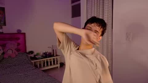 Snapshot of dani_dancer chatting on 1, 2, 2026 Dani Dancer online show from 1, 2, 2026