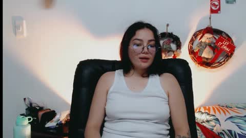 Snapshot of dani_jocelyn chatting on 21, 12, 2024 dani y jocelyn online show from 21, 12, 2024