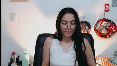 Snapshot of dani_jocelyn chatting on 23, 12, 2024 dani y jocelyn online show from 23, 12, 2024