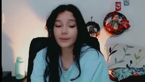 Snapshot of dani_jocelyn chatting on 28, 12, 2024 dani y jocelyn online show from 28, 12, 2024