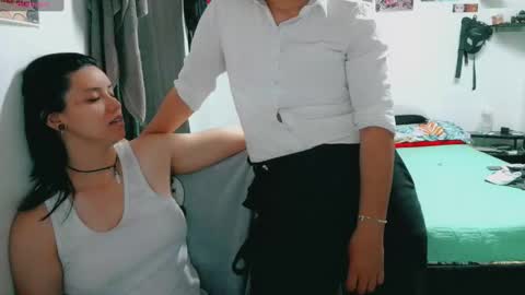 Snapshot of dani_jocelyn chatting on 4, 10, 2025 dani y jocelyn online show from 4, 10, 2025