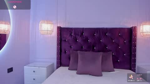   online show from 14, 9, 2025