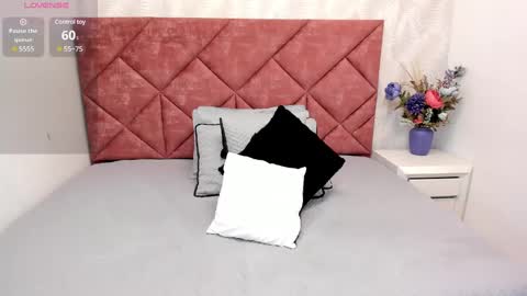 JANE  online show from 8, 1, 2025