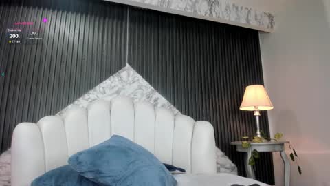 Snapshot of danicollinn chatting on 14, 11, 2025 Daniela online show from 14, 11, 2025