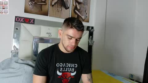 Snapshot of daniel_ova chatting on 15, 2, 2025 Sexy Dani online show from 15, 2, 2025