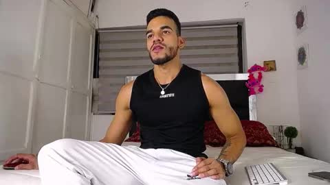 Daniel Sherlock online show from 17, 9, 2025