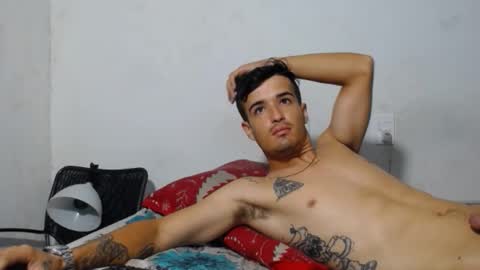 Snapshot of daniel_velez26 chatting on 2, 12, 2025 daniel_velez26 online show from 2, 12, 2025