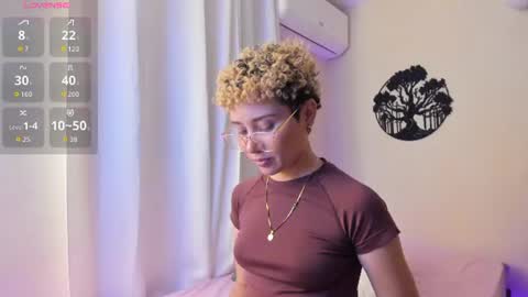 Daniela Brown online show from 4, 7, 2026