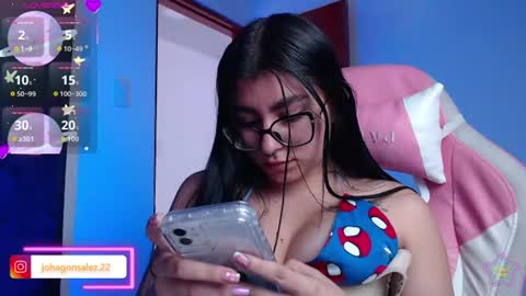Snapshot of daniela_cute22 chatting on 9, 6, 2026 DANIELA online show from 9, 6, 2026