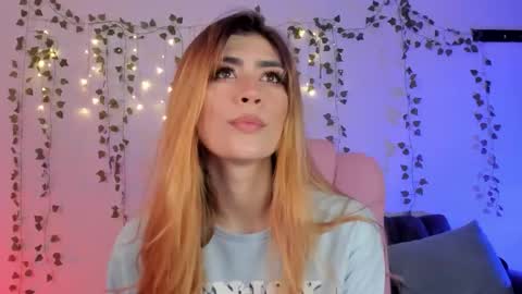 Dani Saenz online show from 18, 12, 2025