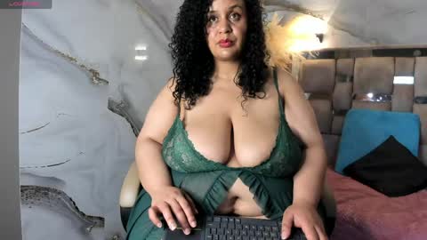 Snapshot of danielaa_a chatting on 17, 5, 2026 Daniela online show from 17, 5, 2026