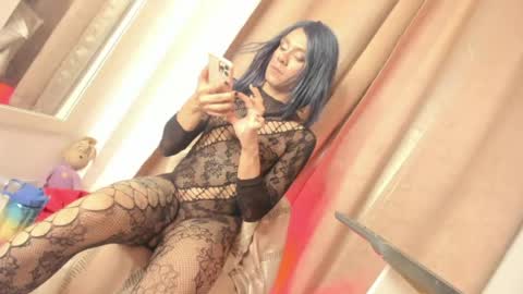 danielamay00 online show from 4, 7, 2026