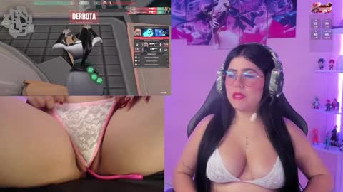 Snapshot of danielamendez__ chatting on 27, 12, 2024 Dani online show from 27, 12, 2024