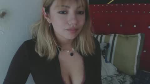danielawidx online show from 2, 4, 2026