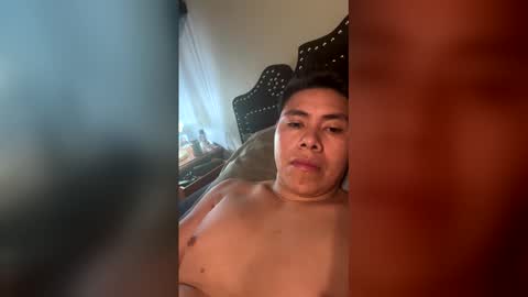 Snapshot of danieldiaz01051996 chatting on 18, 5, 2026 danieldiaz01051996 online show from 18, 5, 2026