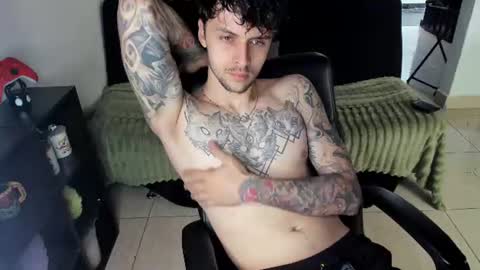 Snapshot of daniele_bunny chatting on 8, 7, 2026 Daniele Bunny online show from 8, 7, 2026