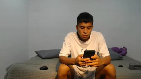 Snapshot of danielitopapii chatting on 7, 2, 2025 danielitopapii online show from 7, 2, 2025