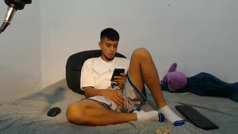 Snapshot of danielitopapii chatting on 26, 2, 2025 danielitopapii online show from 26, 2, 2025