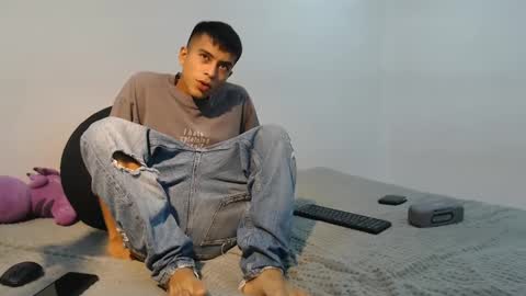 Snapshot of danielitopapii chatting on 28, 2, 2025 danielitopapii online show from 28, 2, 2025