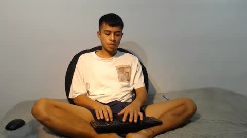 Snapshot of danielitopapii chatting on 4, 3, 2025 danielitopapii online show from 4, 3, 2025