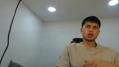 Snapshot of danielitopapii chatting on 10, 10, 2025 danielitopapii online show from 10, 10, 2025