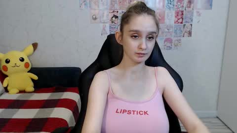 Daniella Martin online show from 8, 11, 2025