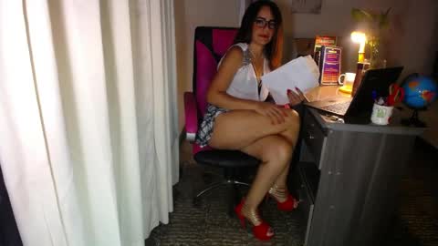 Angie online show from 23, 4, 2026