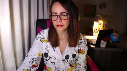 Angie online show from 26, 4, 2026