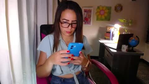 Angie online show from 8, 6, 2026