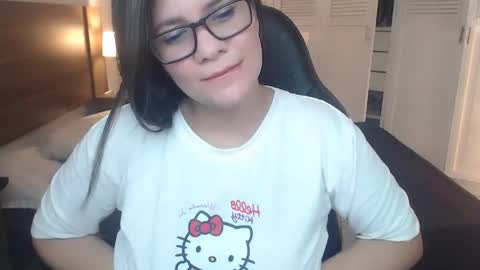 daniellerain online show from 1, 5, 2026