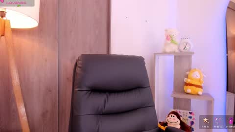 Danielle Rose online show from 21, 10, 2025