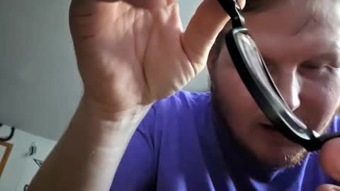 Daniel    y. online show from 23, 10, 2025