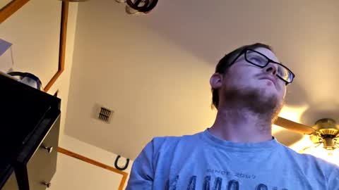 Daniel    y. online show from 16, 12, 2025