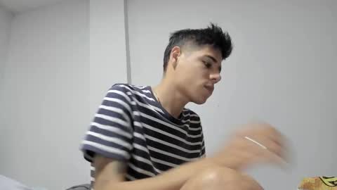 Snapshot of danielsanta_18 chatting on 9, 3, 2026 danielsanta188 online show from 9, 3, 2026