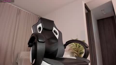 Snapshot of danielvg686413 chatting on 6, 11, 2025 Masked online show from 6, 11, 2025