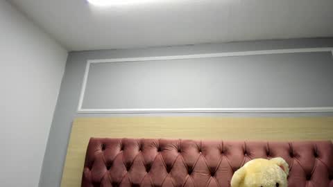 DaniiBelluci  online show from 31, 1, 2025