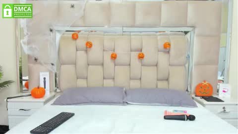 DANIELA online show from 1, 11, 2025