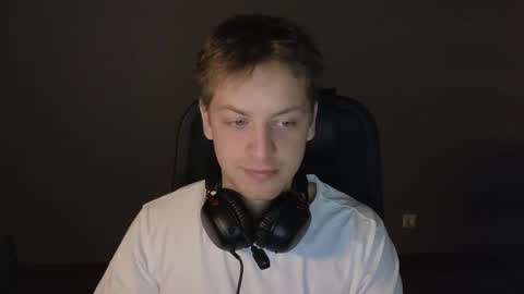 danila online show from 28, 4, 2026