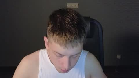 Snapshot of danila_trezzini chatting on 14, 5, 2026 danila online show from 14, 5, 2026