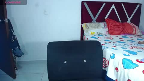 danisabrownn online show from 14, 2, 2025