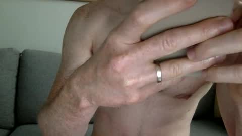 Snapshot of danishguysdicks chatting on 3, 7, 2026 Buzzy online show from 3, 7, 2026