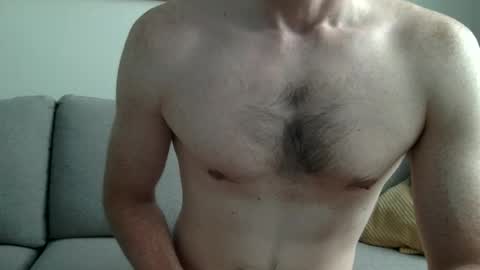Snapshot of danishguysdicks chatting on 9, 7, 2026 Buzzy online show from 9, 7, 2026