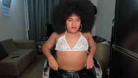 Snapshot of danisweet_ chatting on 21, 6, 2026 dani online show from 21, 6, 2026