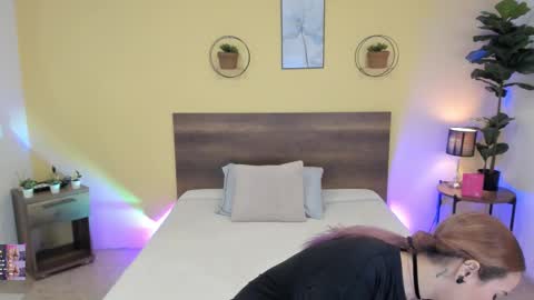 Dannacastle online show from 10, 3, 2026