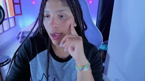 Snapshot of danna_berry chatting on 27, 7, 2026 DannaBerry online show from 27, 7, 2026