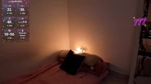 Danna Rhodes online show from 19, 5, 2026