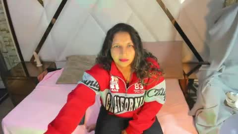 danna_sg online show from 17, 6, 2026