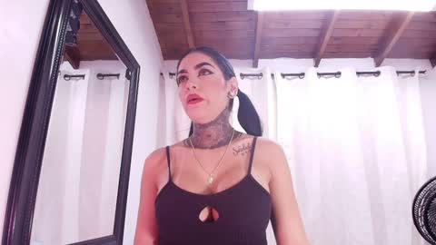 Danna Berlin  online show from 24, 1, 2025